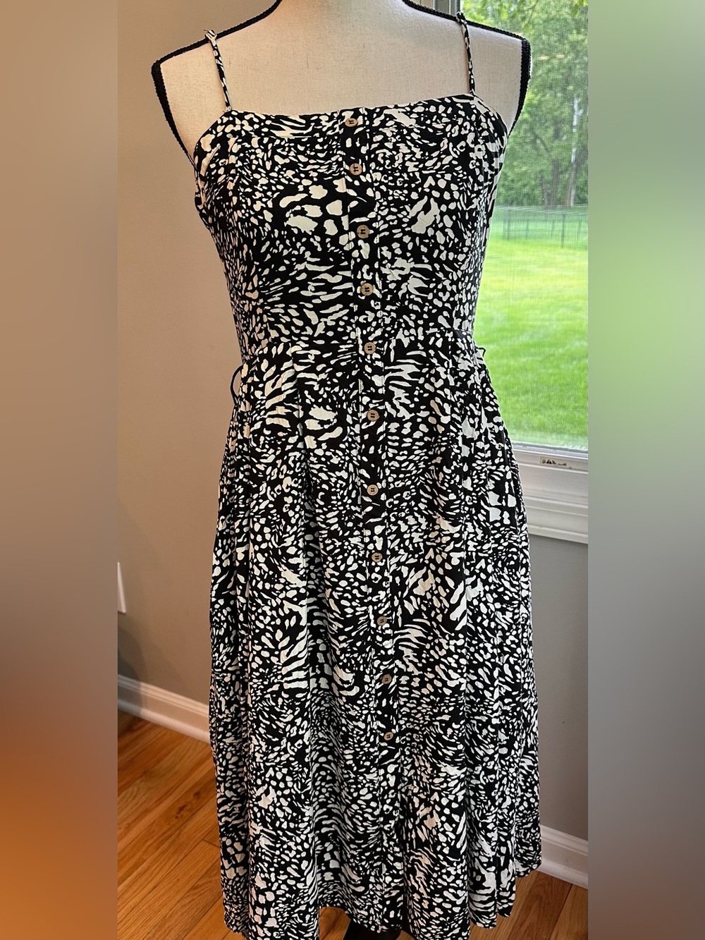Jealous Tomato button Down Sundress black Cream Abstract Animal Print sz Medium